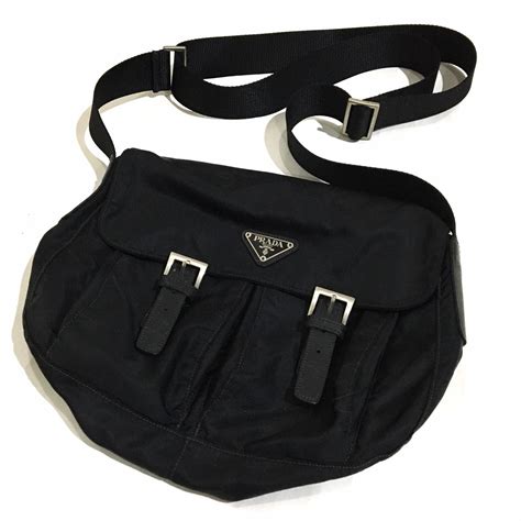 prada nylon tessuto crossbody